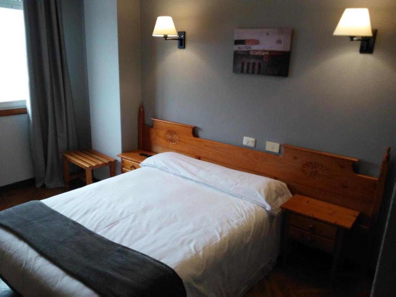 Hostal San Telmo Туй Екстериор снимка